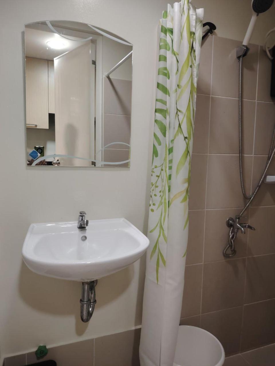 באגויו Cozynest Rentals At Brenthill Condominium מראה חיצוני תמונה