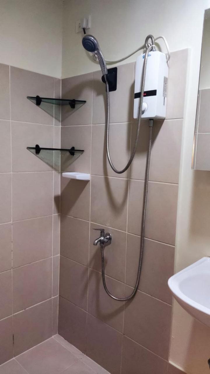 באגויו Cozynest Rentals At Brenthill Condominium מראה חיצוני תמונה